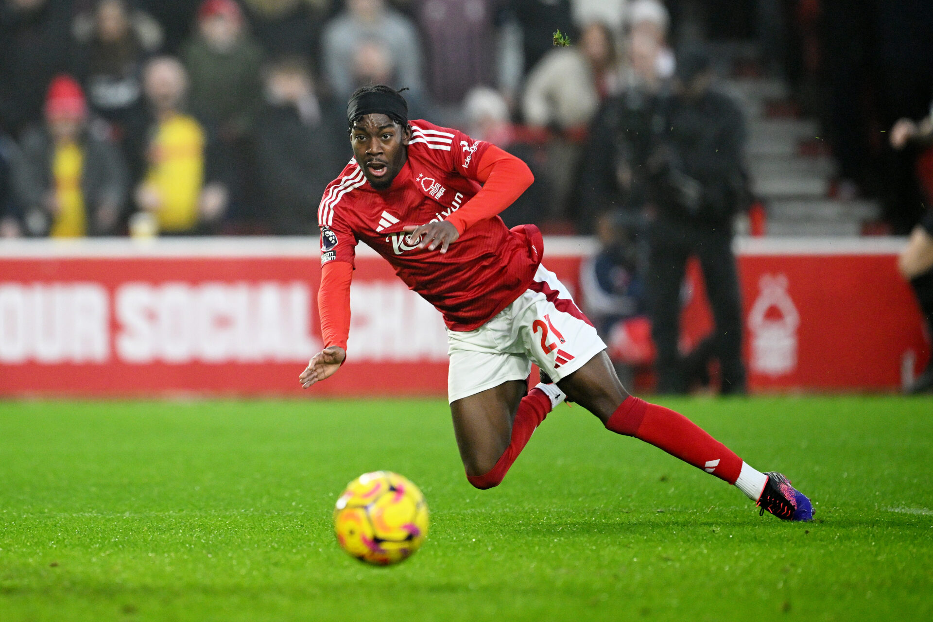 nottingham forest fc v tottenham hotspur fc premier league